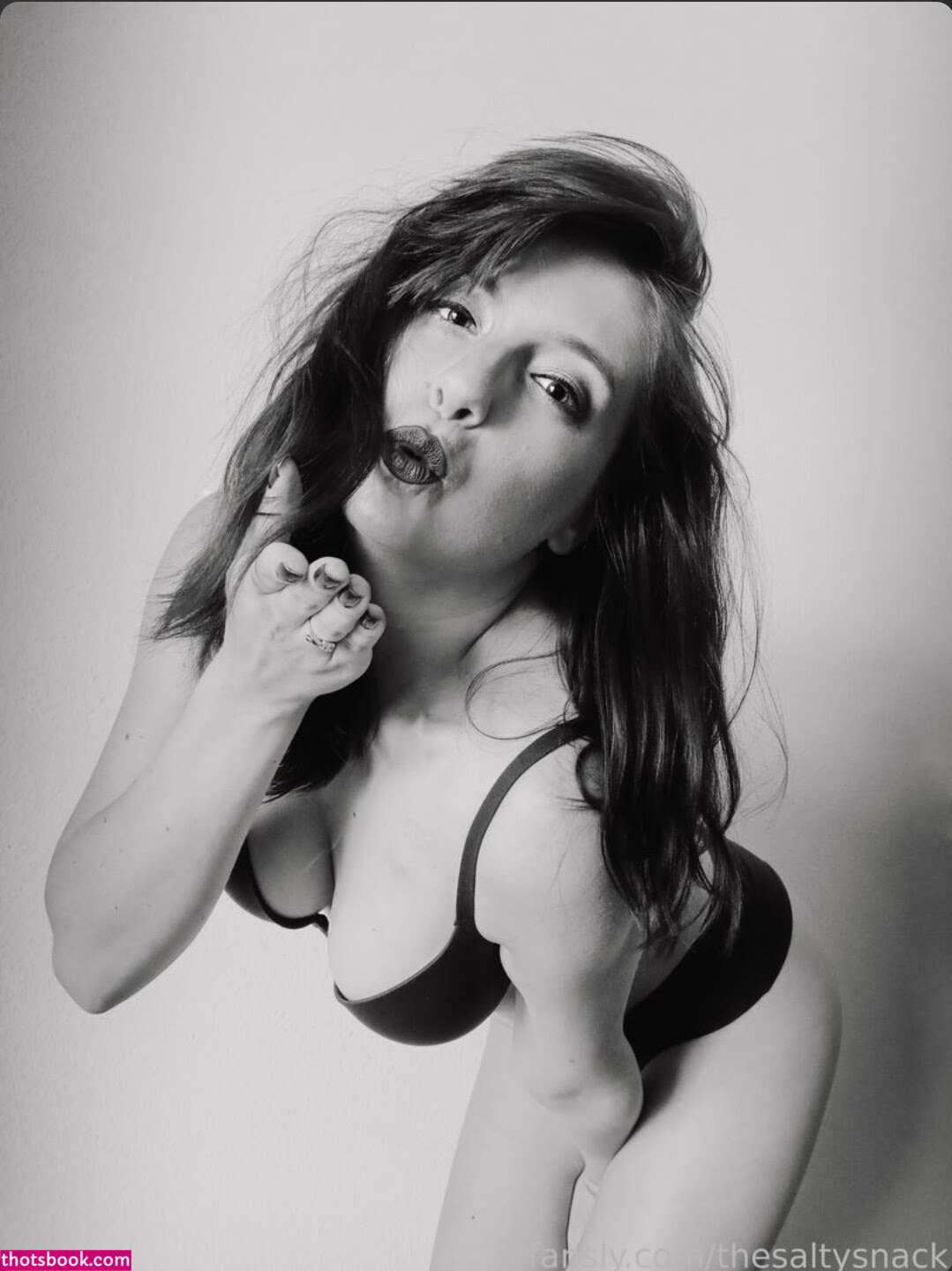 Kenika Kona Photo #122