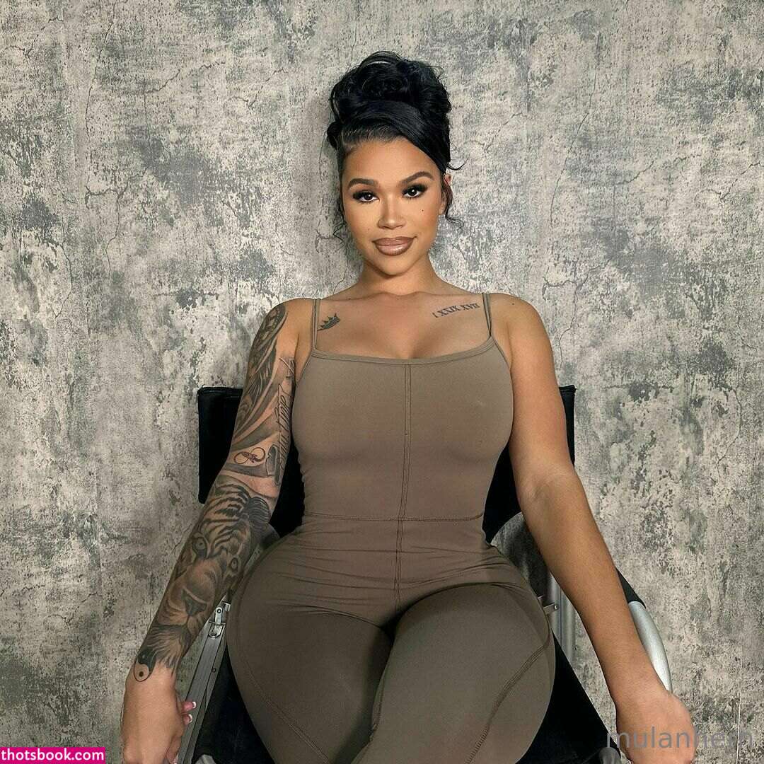 Mulan Hernandez Photo #61