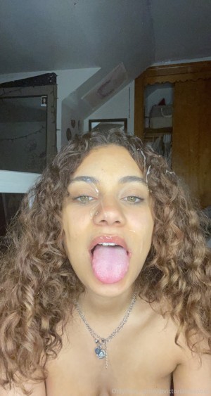 victorialovexoxo Photo #55