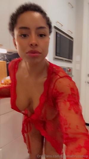 Qimmah Russo Post #114