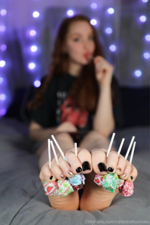 celestialtootsies Photo #1