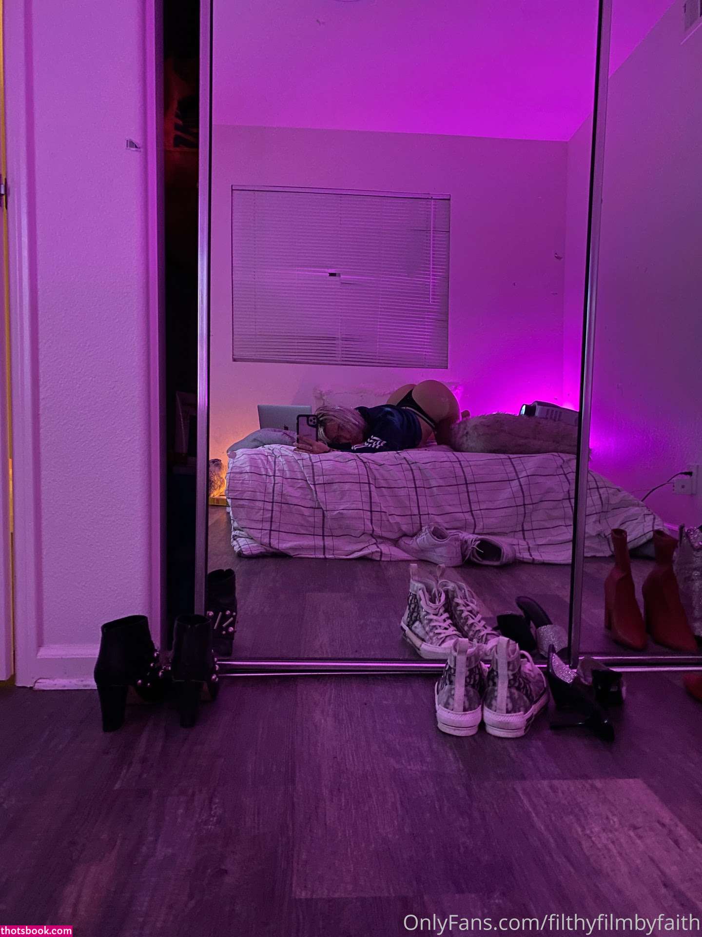 Faith Irving Photo #10