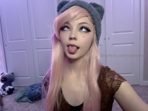 Strawbeariemilkk Photo #167