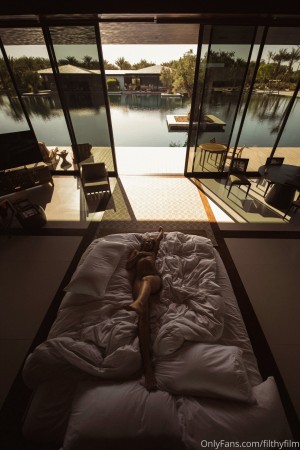 Faith Irving Photo #53