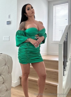 Cherry Devivre Photo #102