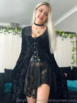 mistressmercyxox Photo #108
