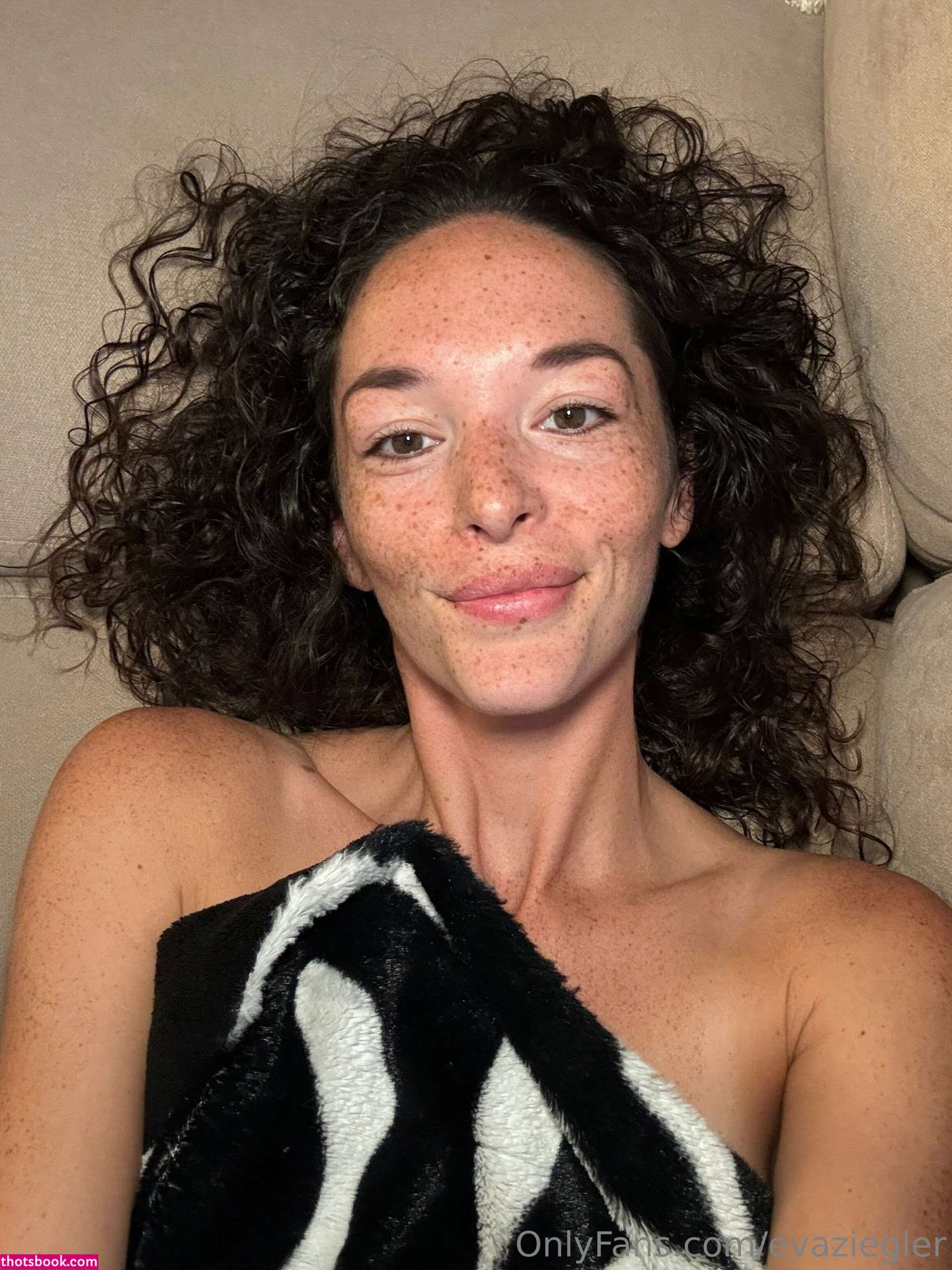 Eva Ziegler Photo #21