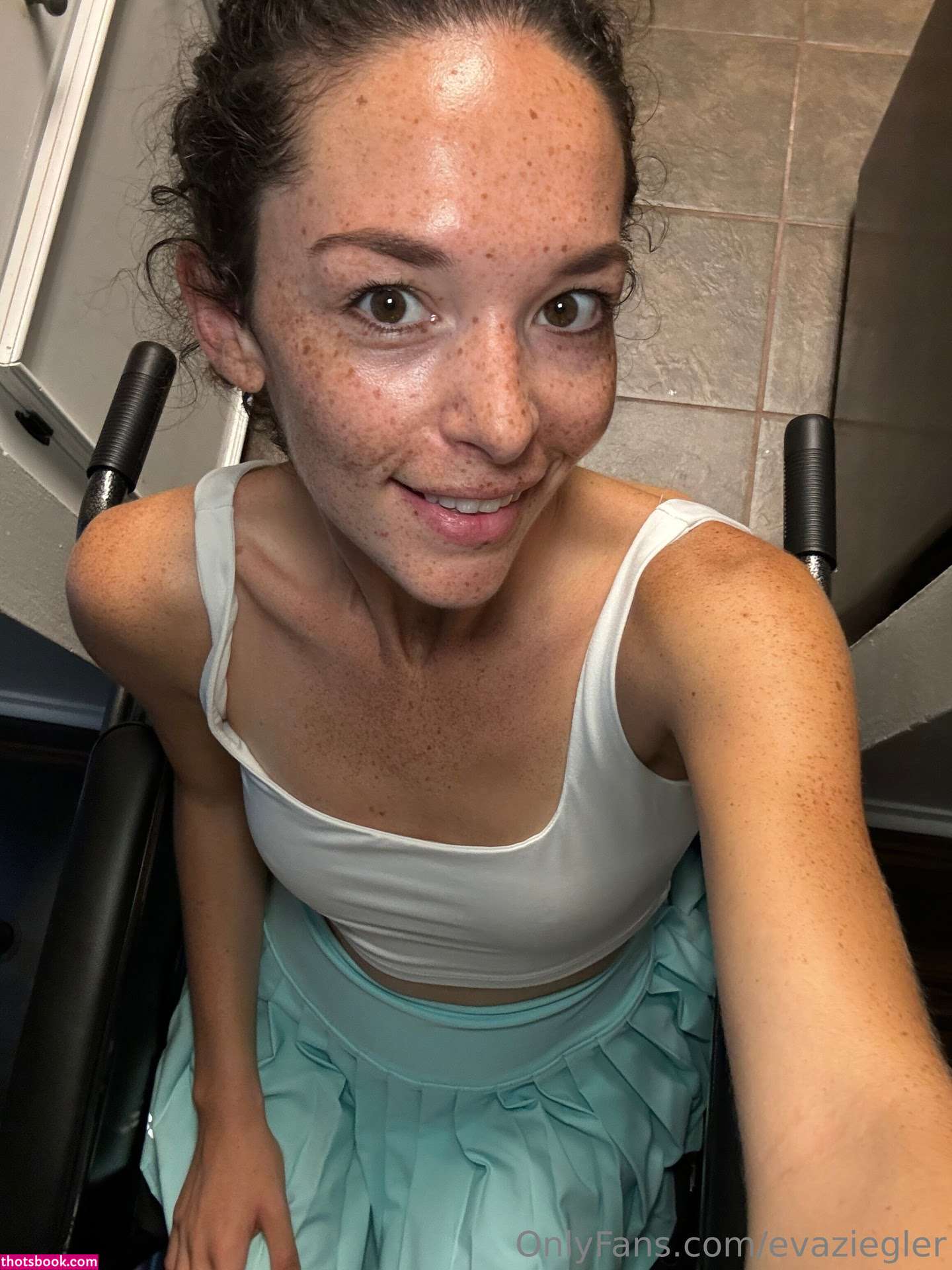 Eva Ziegler Photo #33