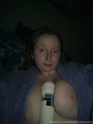 Heidiprivatesociety Photo #7