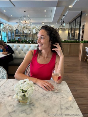 Eva Ziegler Photo #97