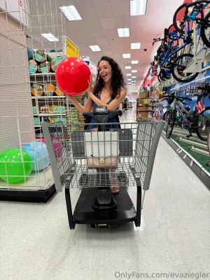 Eva Ziegler Photo #99