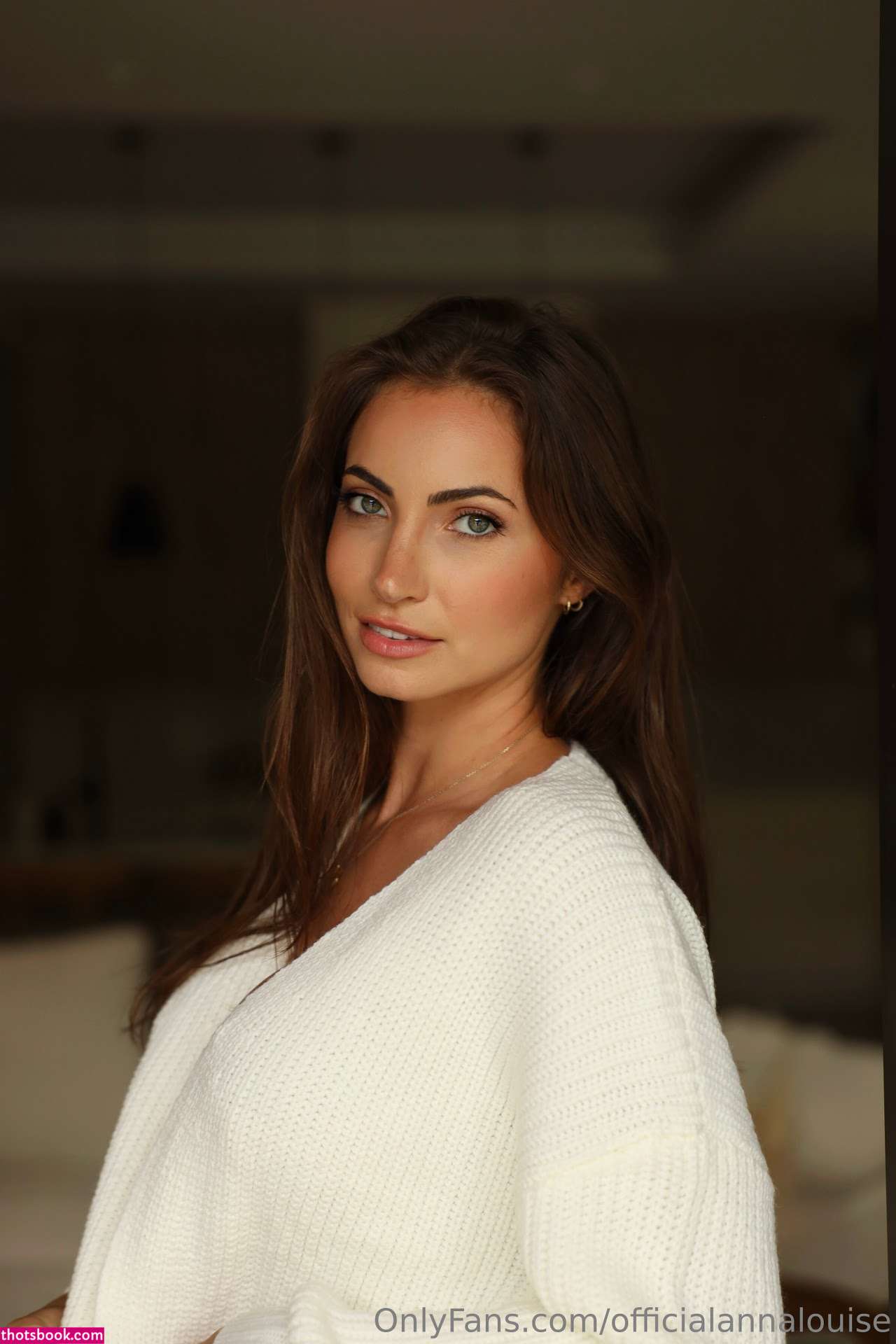 Anna Louise Photo #950