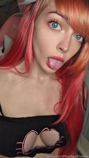 Peachyxdreams Photo #156