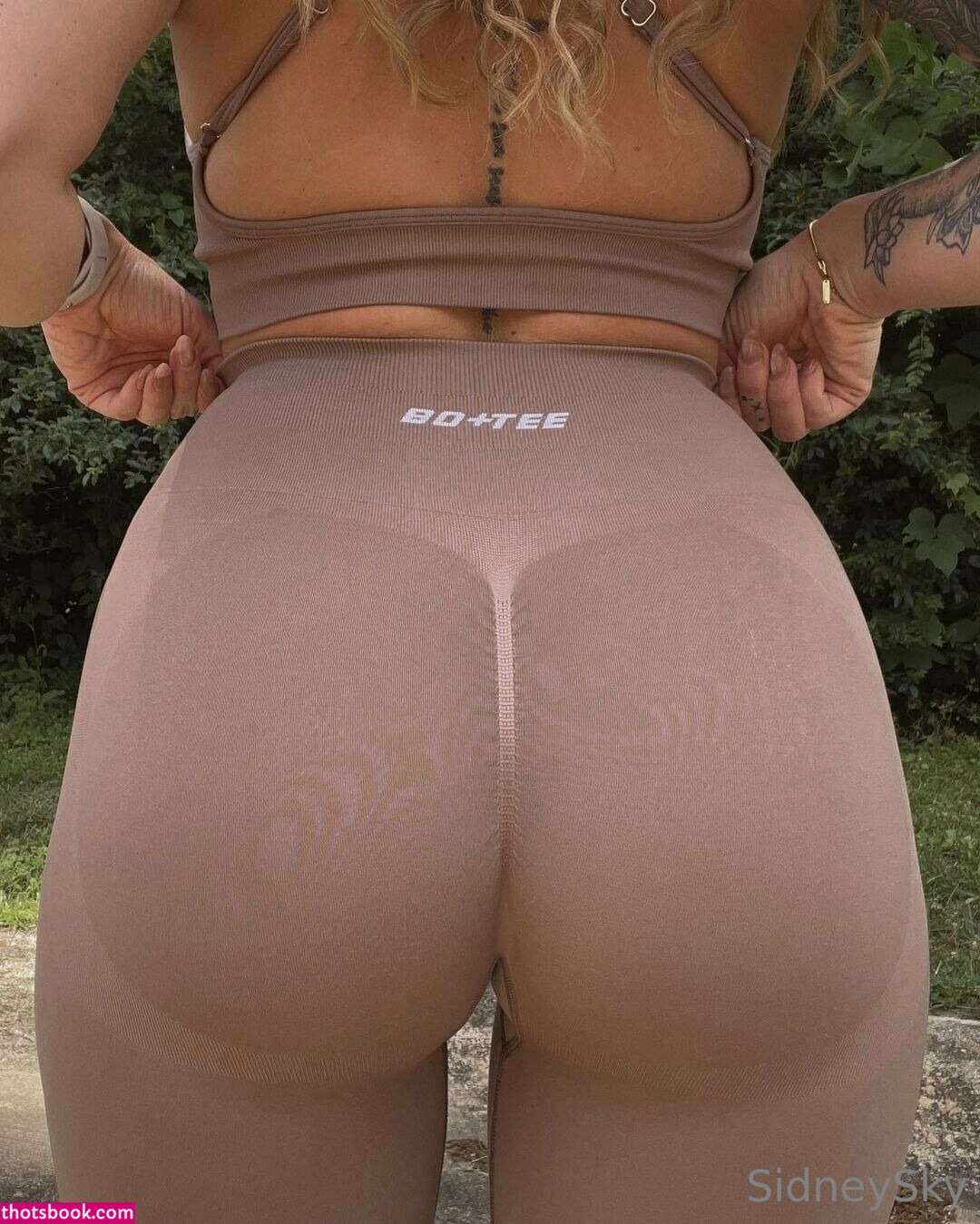 Sidney Sky Photo #19