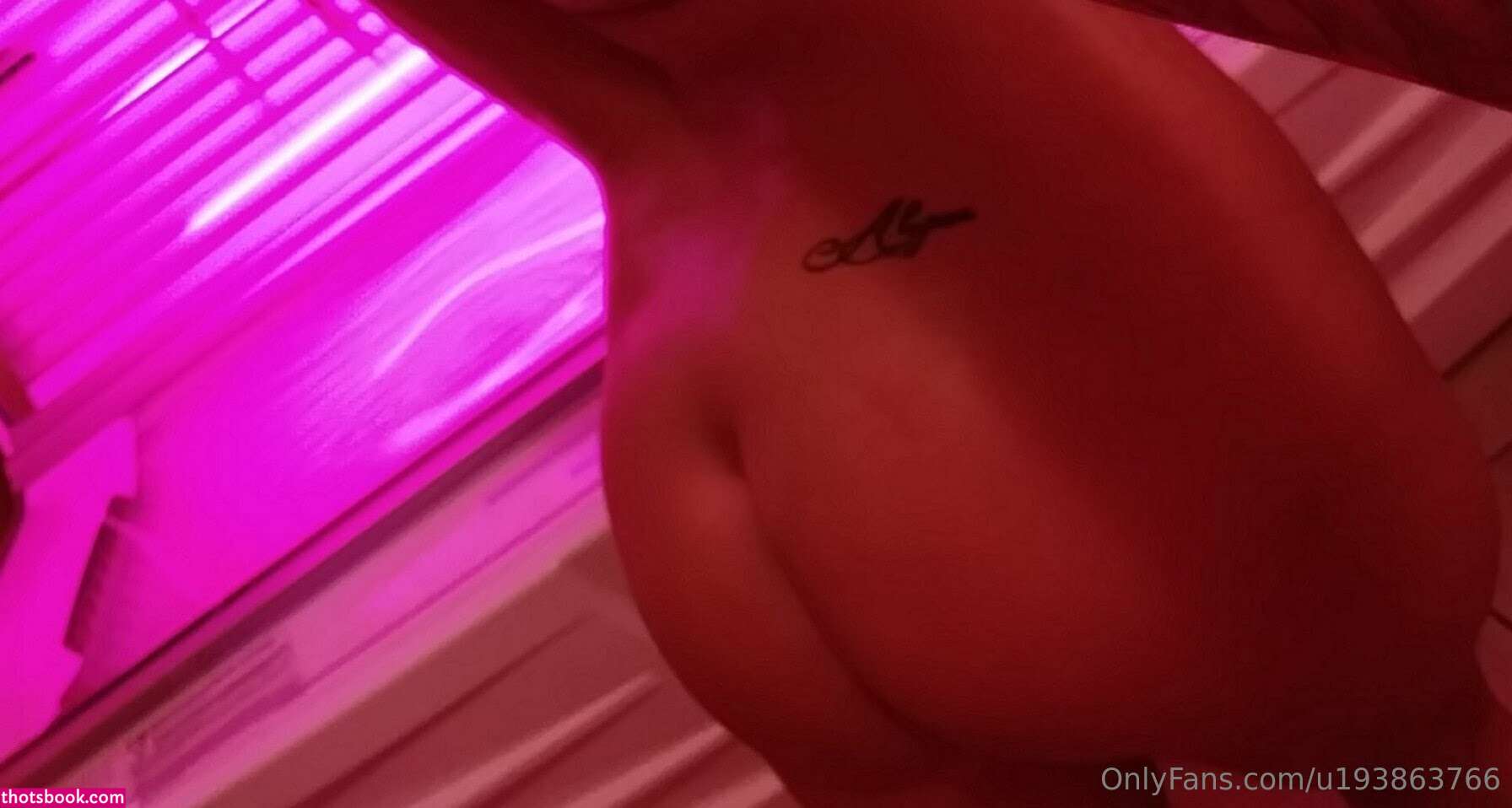 nicolethedirttracktrophygirl Photo #58