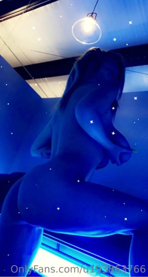 nicolethedirttracktrophygirl Photo #75