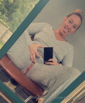 Blue eyedcowgirl Photo #6