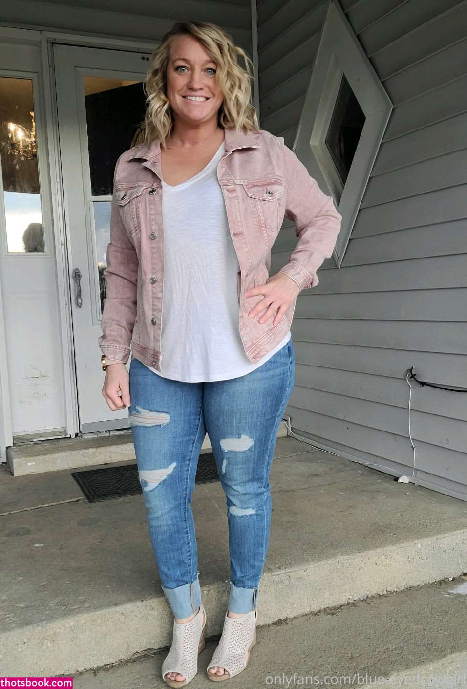 Blue eyedcowgirl Photo #53