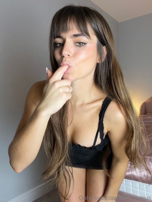 Littleleah100 Photo #120