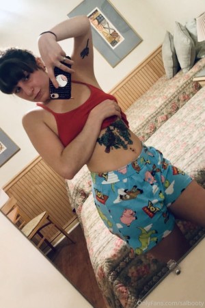 Juicee Badee Photo #1