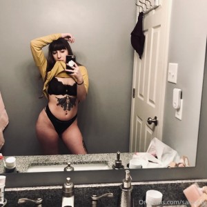 Juicee Badee Photo #15