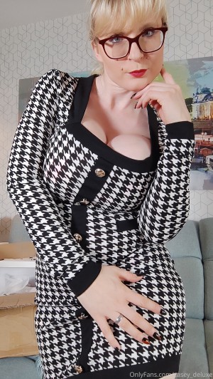 Casey Deluxe Photo #96