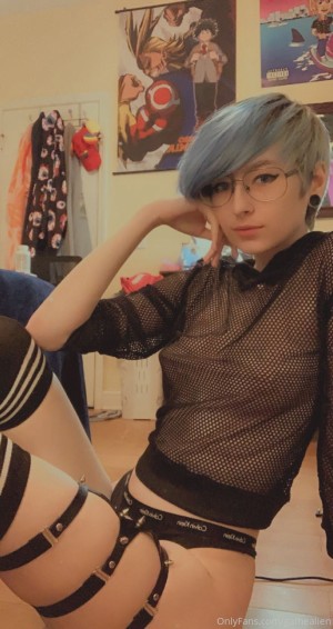 gathealien Photo #22