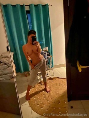 Londonkeyes Photo #87