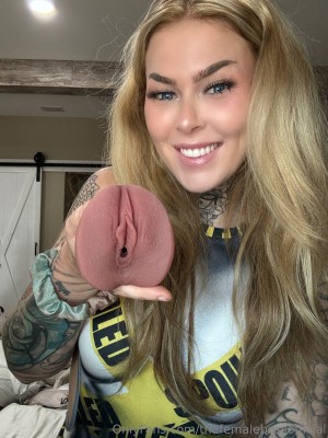 Thefemalebossofficial Photo #315