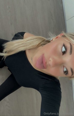 Breckie Hill Photo #521