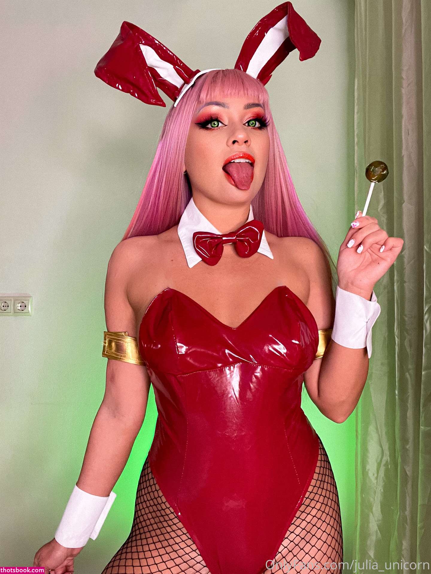 Julia Zuzu Photo #147