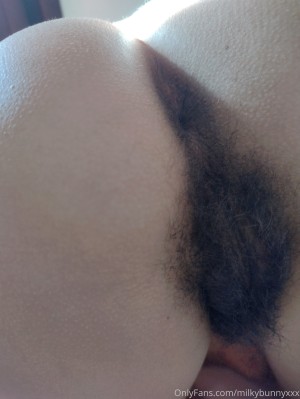 Hairyangela Photo #16