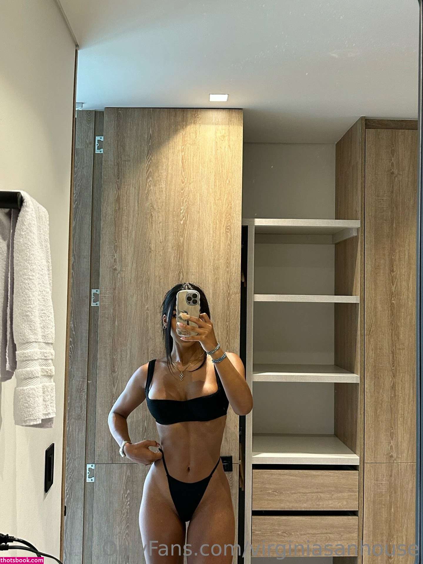 Virginia Sanhouse Photo #171