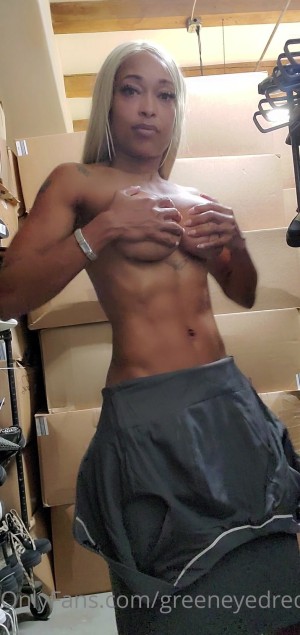 urbanheiress Photo #9