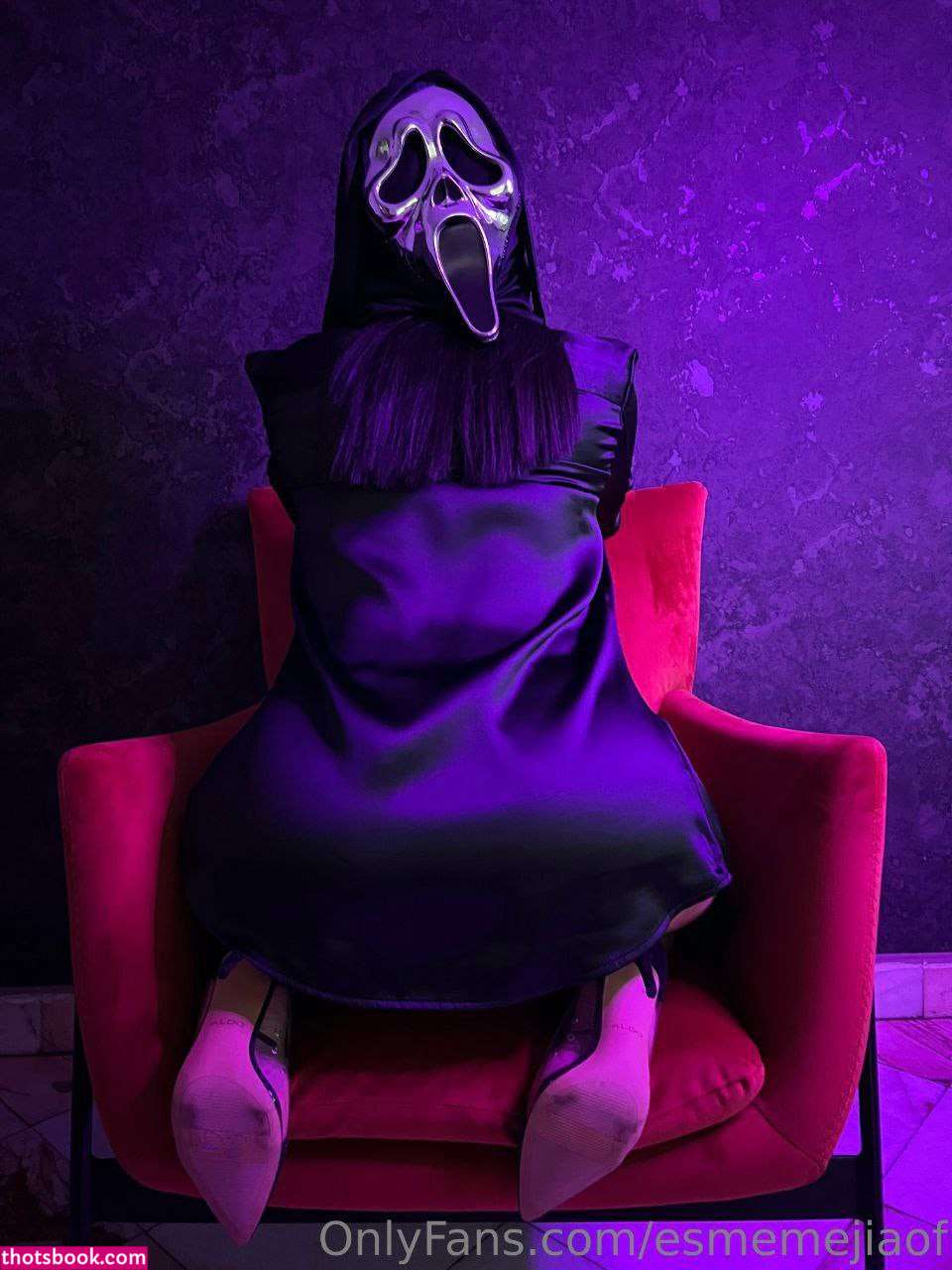 Esmeralda Mejia Photo #19