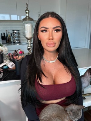 Anna Evans Photo #29