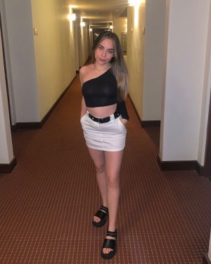 Nair Aliaga Photo #6