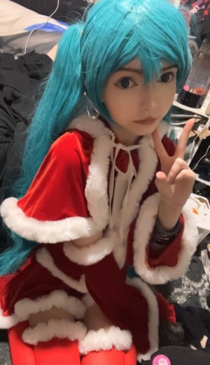 sniffmittens Photo #4