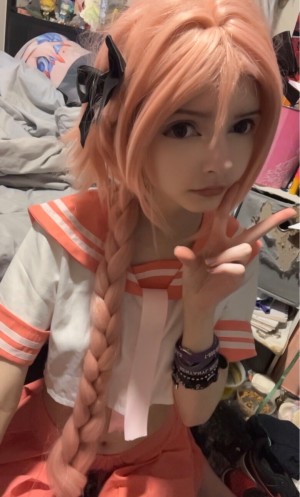 sniffmittens Photo #8