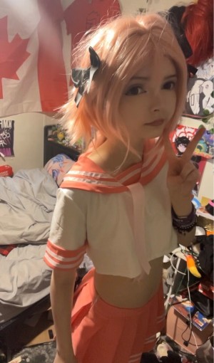 sniffmittens Photo #9