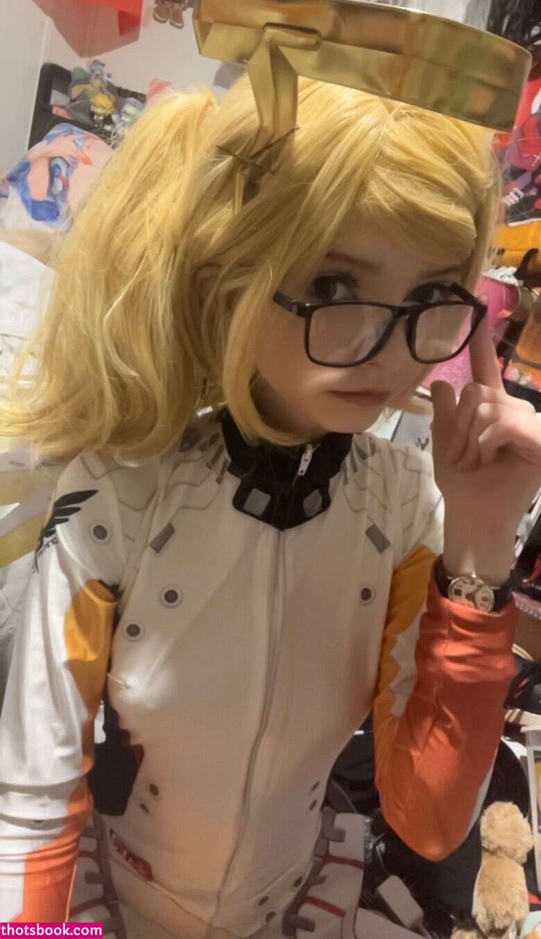 sniffmittens Photo #12