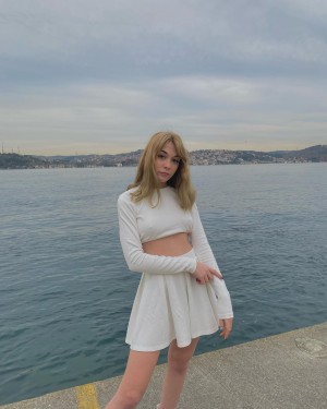 Ezgi Kasapcopur Photo #2