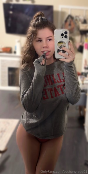 Bethanylouwhoo Photo #178