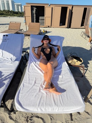 Katya Elise Henry Photo #174