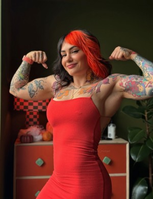 Peta Lloyd Photo #43