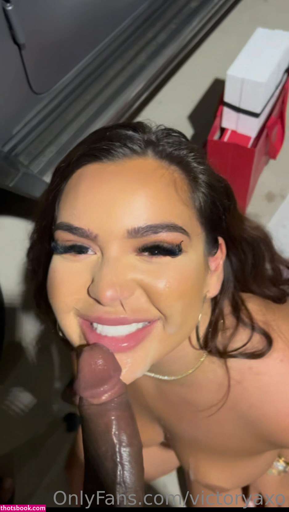 Victoryaxo Photo #347