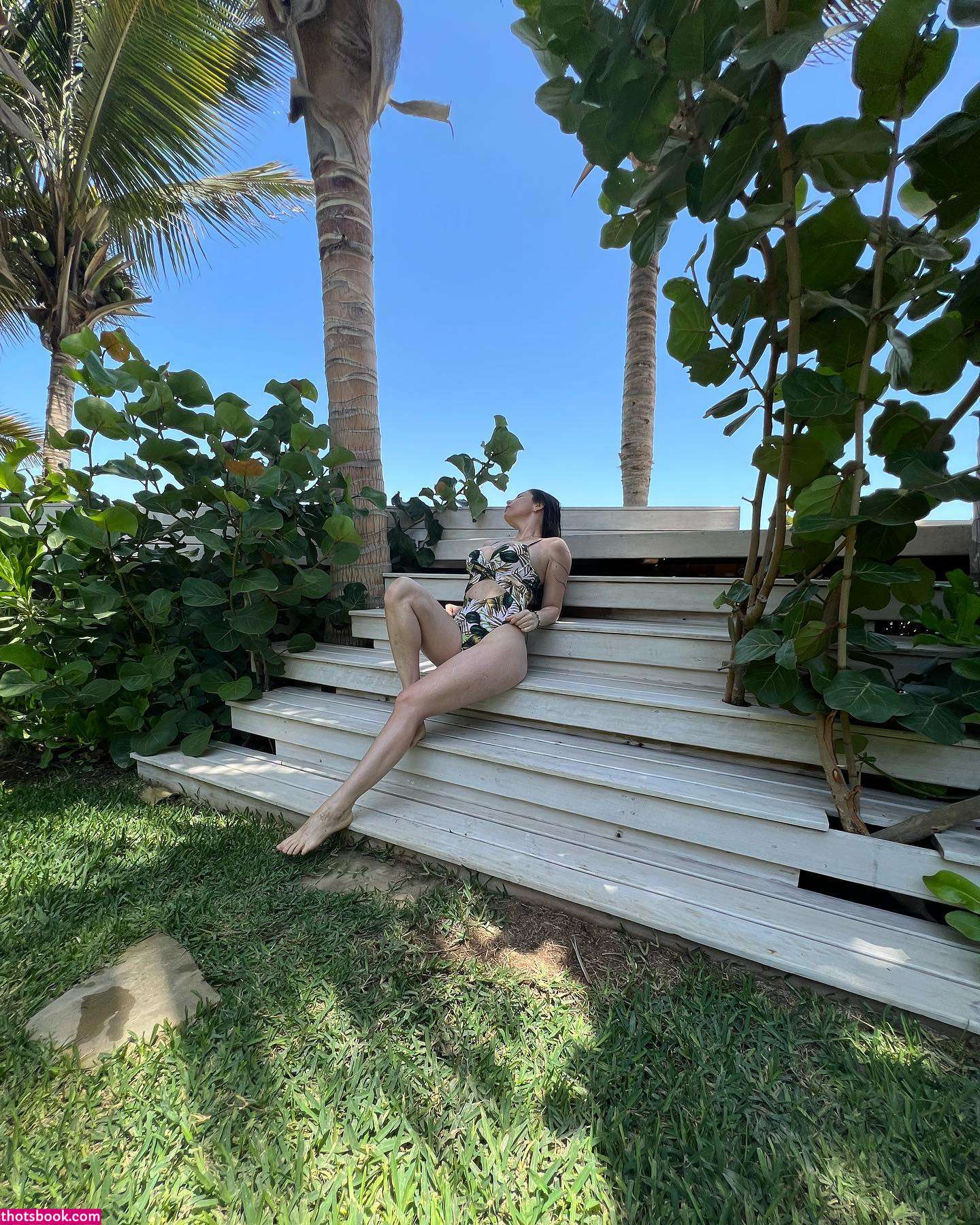 Carolain Cawen Photo #14