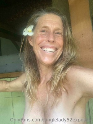 Junglelady52 Photo #16