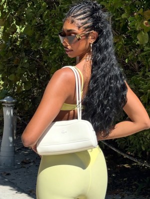 Jasmine Chola Photo #52