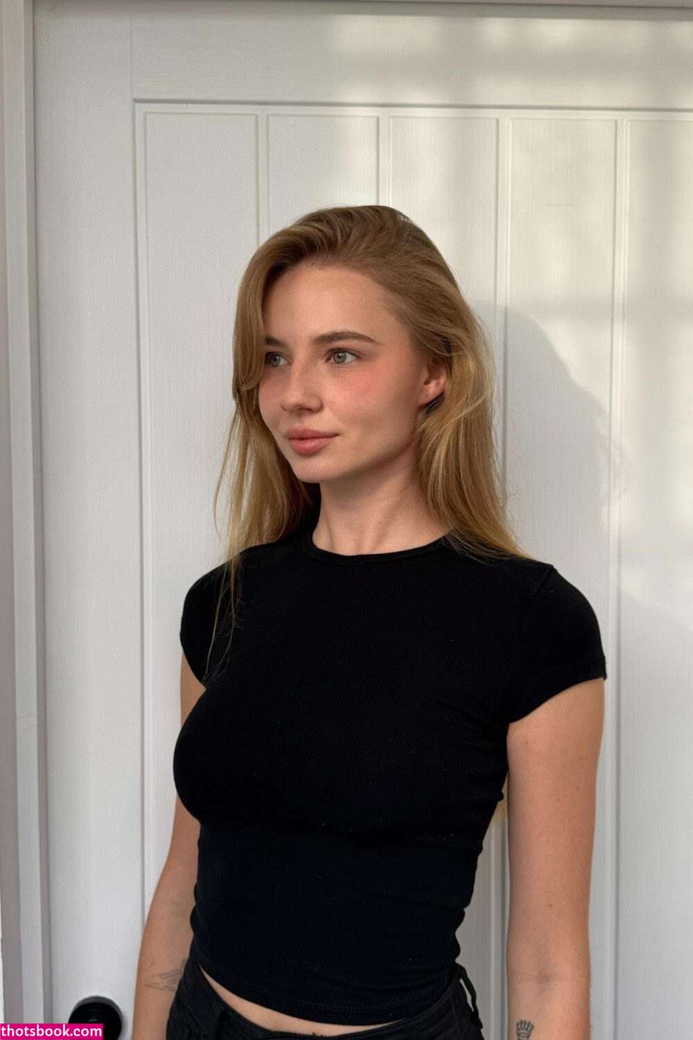 Elizabeth Vasilenko Photo #106